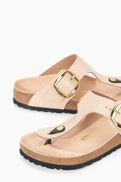 STAUD BIRKENSTOCK GIZEH BIG BUCKLE SANDAL  HIGH SHINE NEW BEIGE HIGHSHINENEWBEIGE Clearance