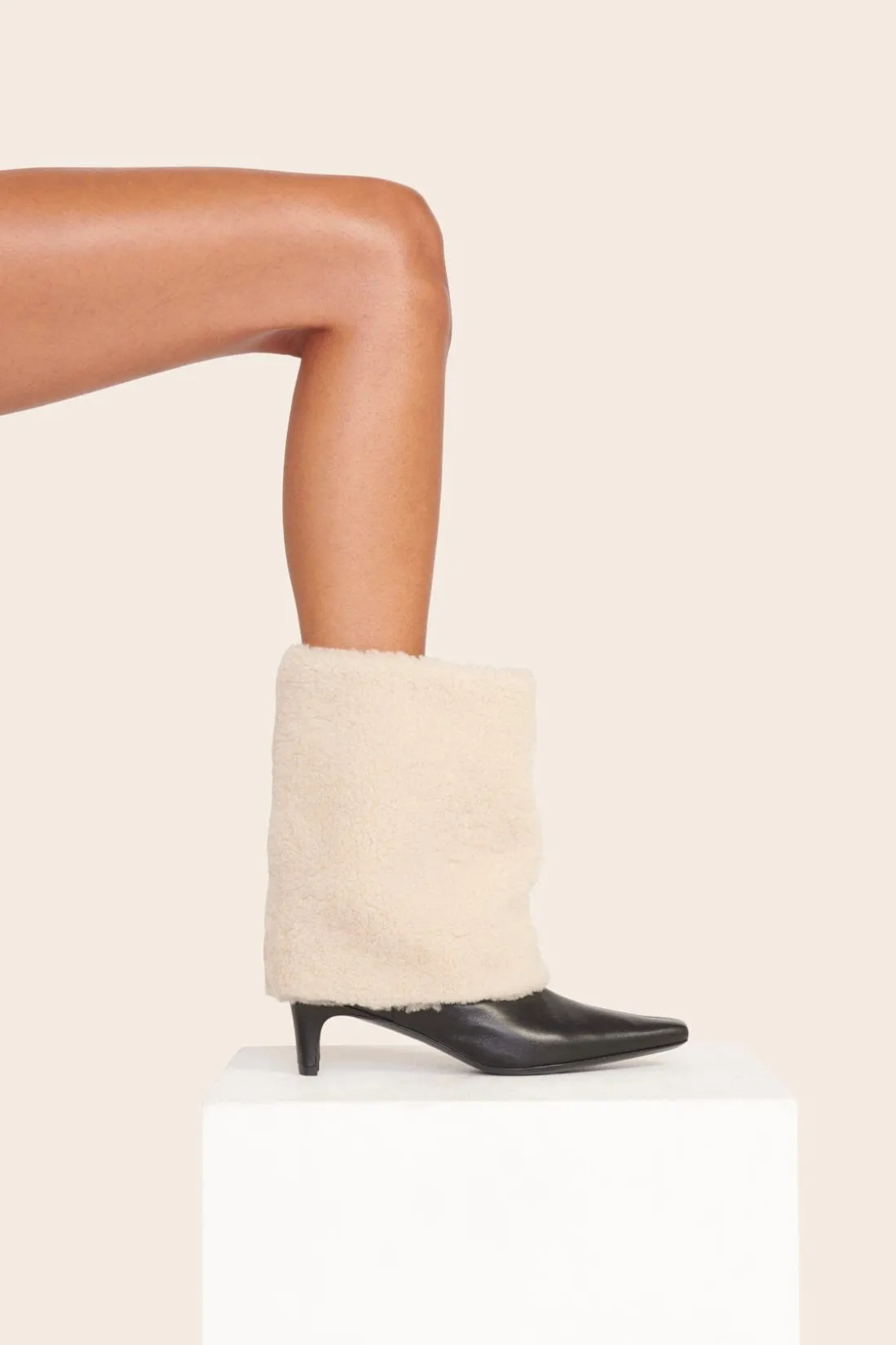 STAUD WALLY FOLDOVER BOOT BLACK CREAM BLACKCREAM Clearance